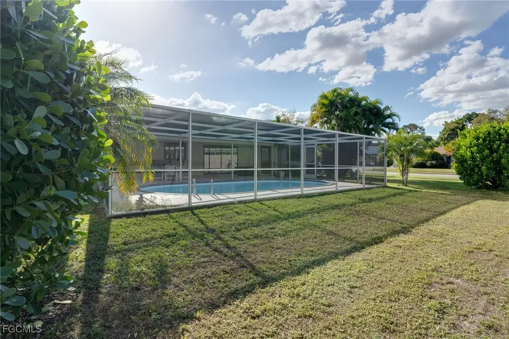 5860 Untermeyer Court North Fort Myers FL 33903