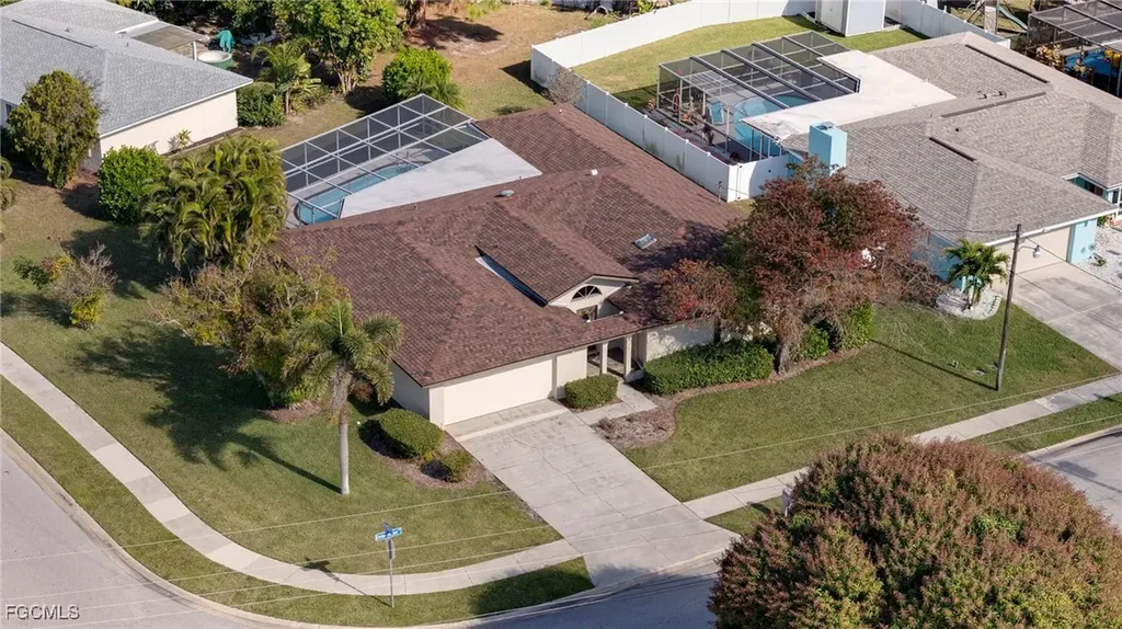 5860 Untermeyer Court North Fort Myers FL 33903