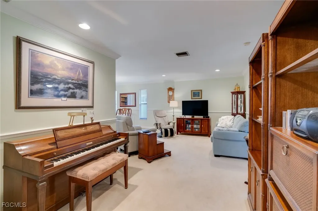 5860 Untermeyer Court North Fort Myers FL 33903