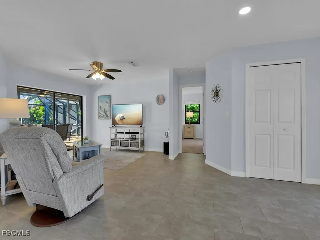 800 El Dorado Parkway W Cape Coral FL 33914