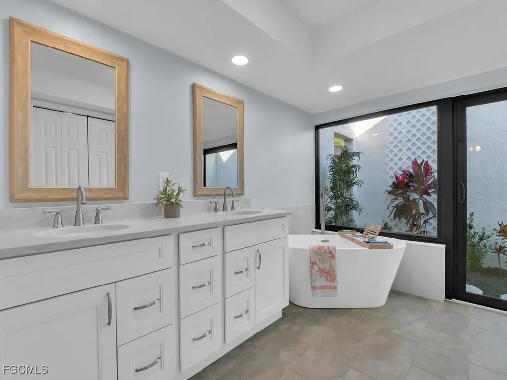 800 El Dorado Parkway W Cape Coral FL 33914