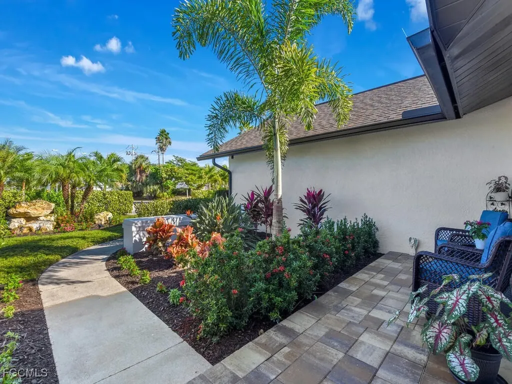 800 El Dorado Parkway W Cape Coral FL 33914