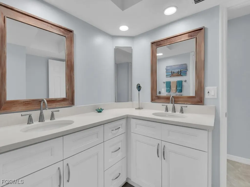 800 El Dorado Parkway W Cape Coral FL 33914