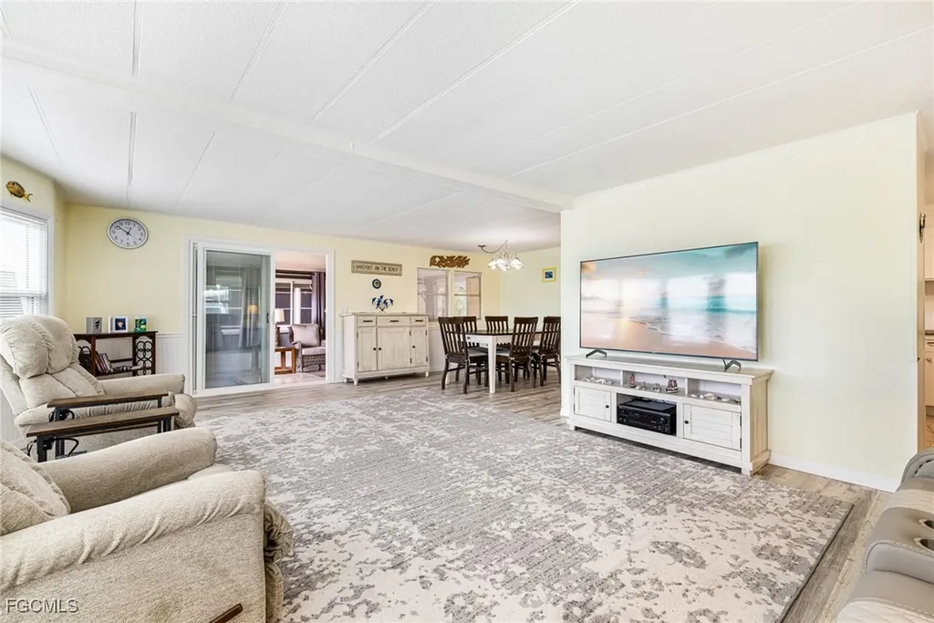 5744 Captain John Smith Loop North Fort Myers FL 33917