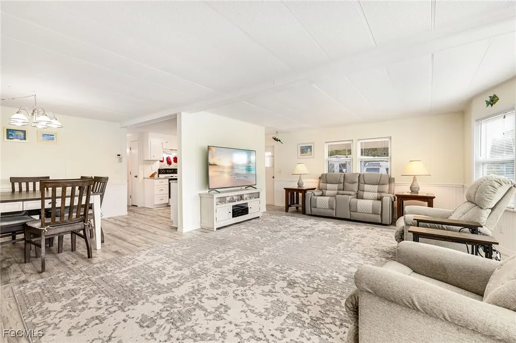 5744 Captain John Smith Loop North Fort Myers FL 33917