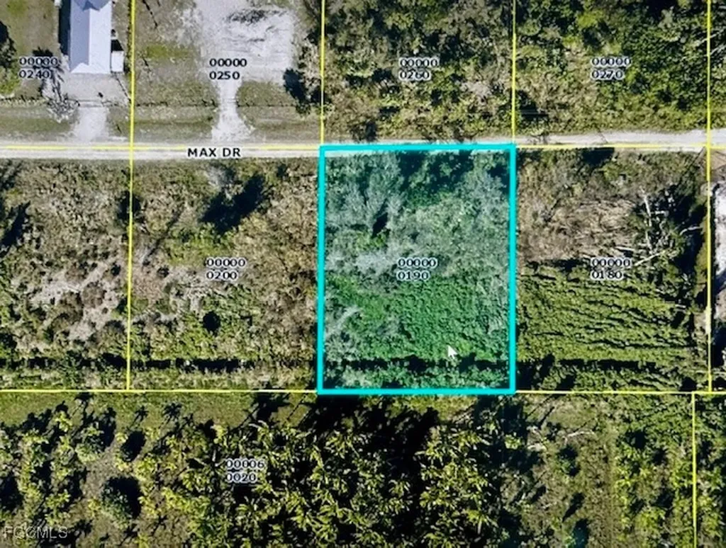 7465, 7448, 7421 Max Drive Bokeelia FL 33922