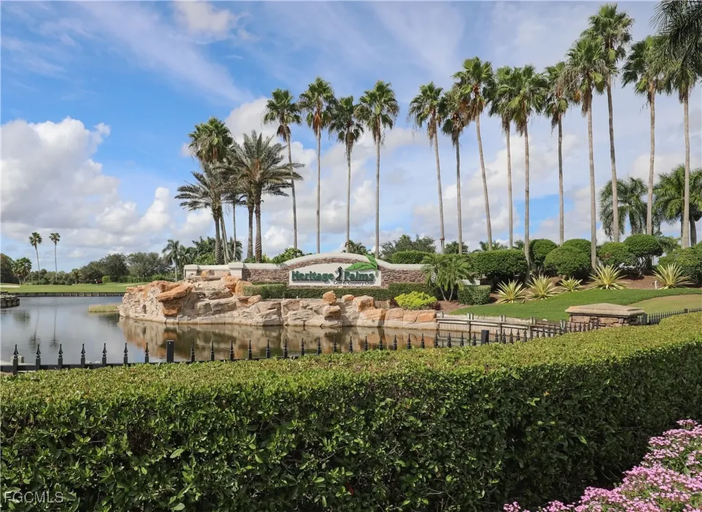 10370 Washingtonia Palm Way Fort Myers FL 33966