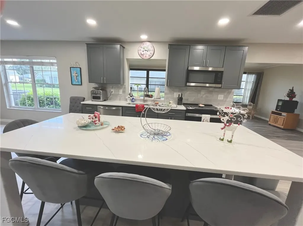 1254 Hazeltine Drive Fort Myers FL 33919