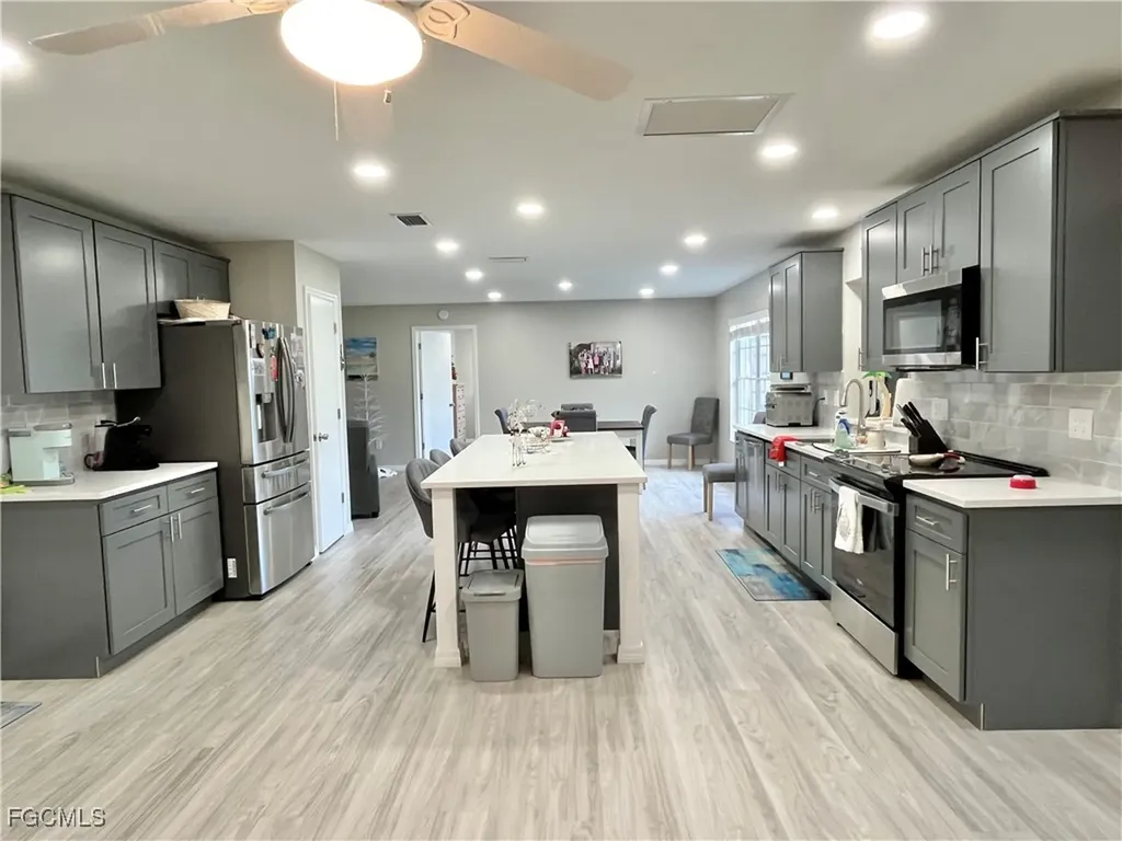 1254 Hazeltine Drive Fort Myers FL 33919