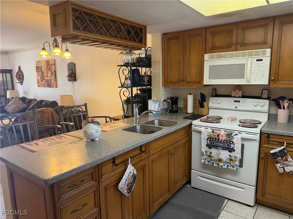4790 S Cleveland Avenue Fort Myers FL 33907