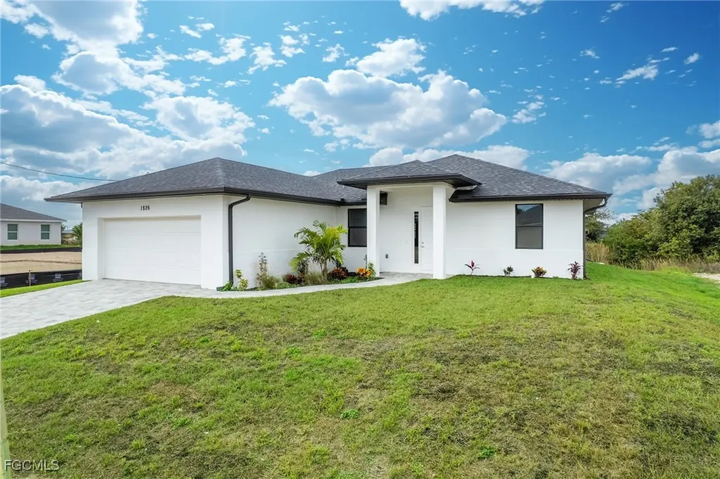 1826 NE 10th Place Cape Coral FL 33909