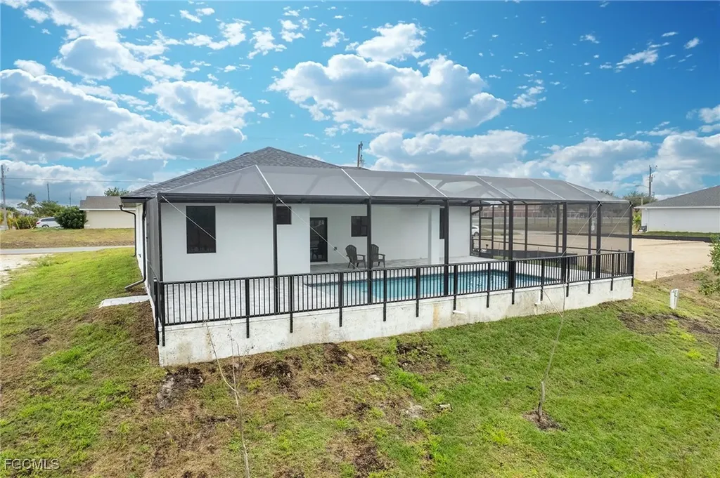 1826 NE 10th Place Cape Coral FL 33909