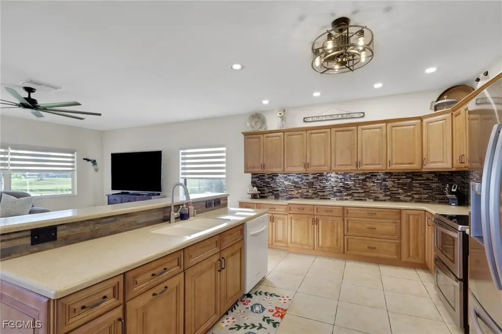 11982 Royal Tee Circle Cape Coral FL 33991