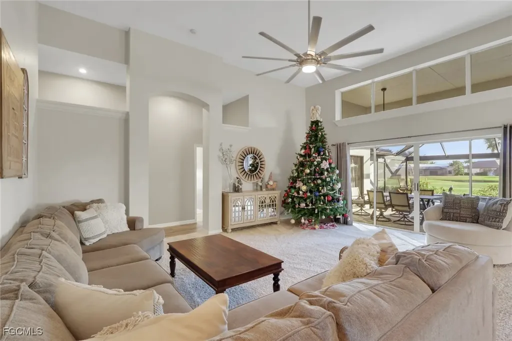 11982 Royal Tee Circle Cape Coral FL 33991