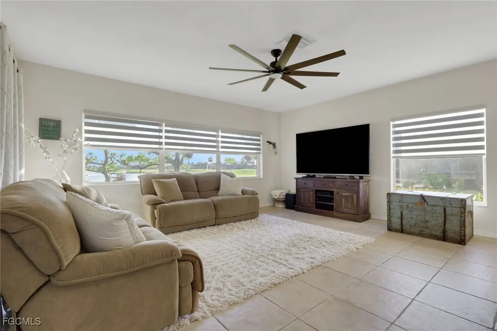 11982 Royal Tee Circle Cape Coral FL 33991