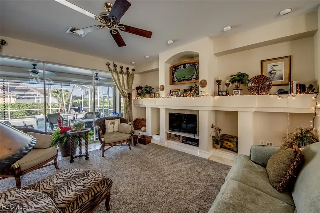 5605 Merlyn Lane Cape Coral FL 33914