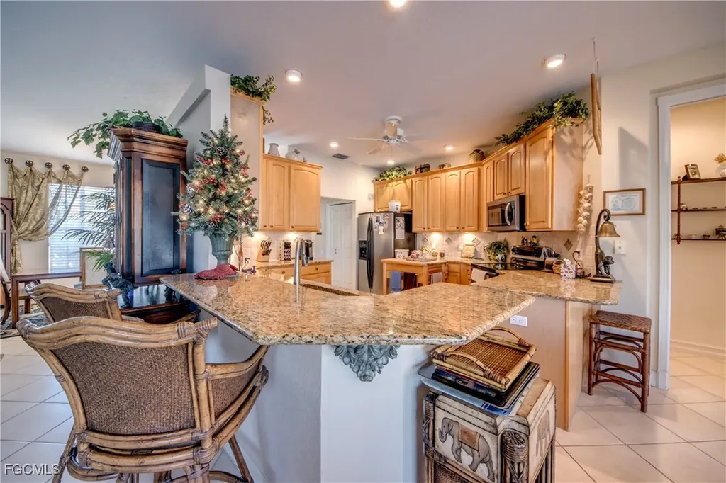 5605 Merlyn Lane Cape Coral FL 33914