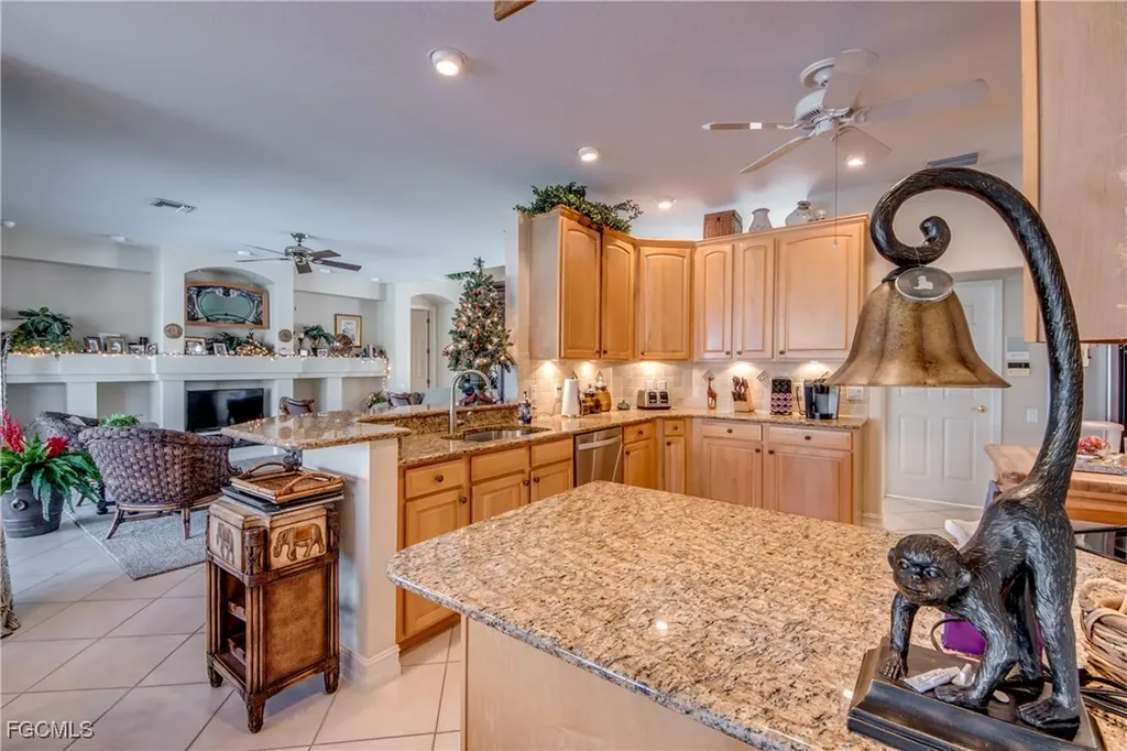 5605 Merlyn Lane Cape Coral FL 33914