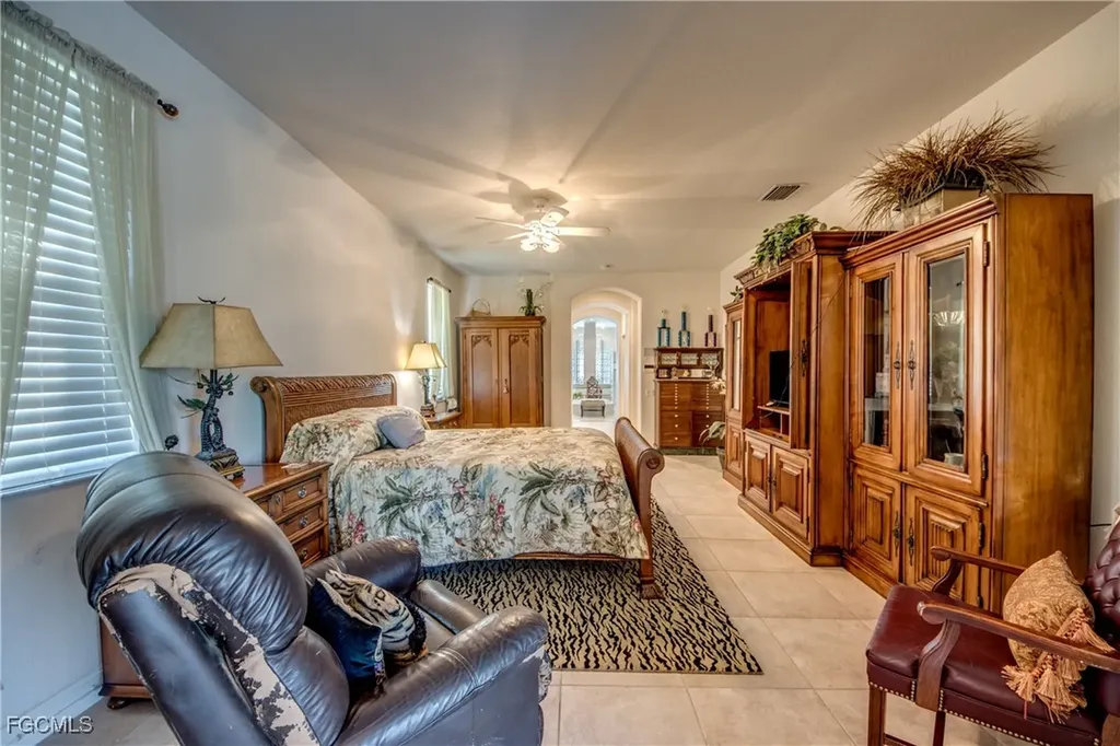 5605 Merlyn Lane Cape Coral FL 33914