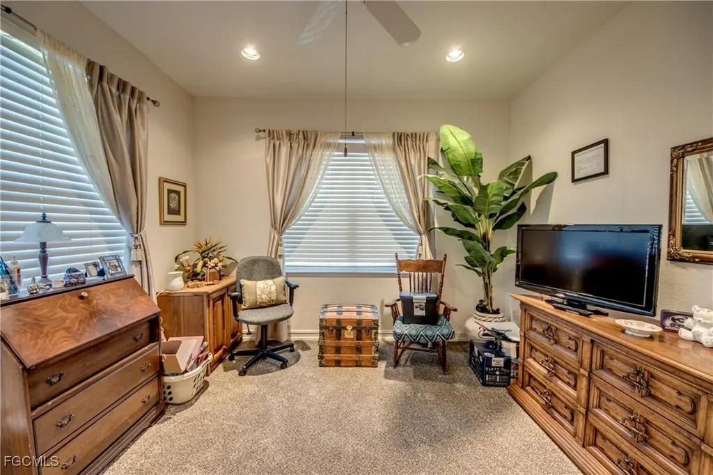 5605 Merlyn Lane Cape Coral FL 33914