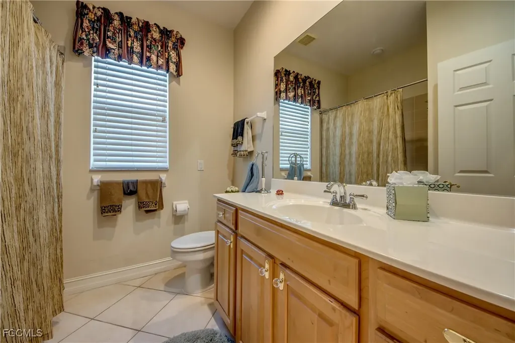 5605 Merlyn Lane Cape Coral FL 33914