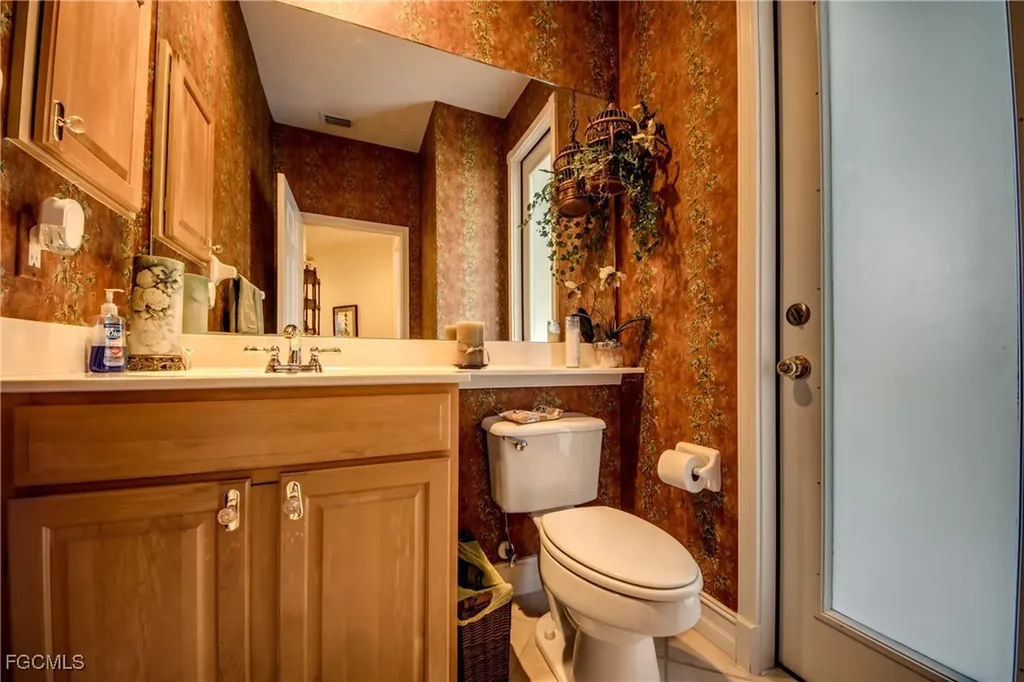 5605 Merlyn Lane Cape Coral FL 33914