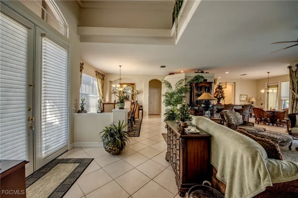 5605 Merlyn Lane Cape Coral FL 33914