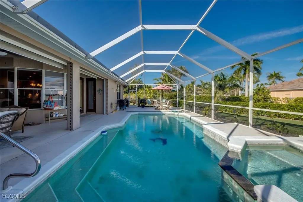 5605 Merlyn Lane Cape Coral FL 33914