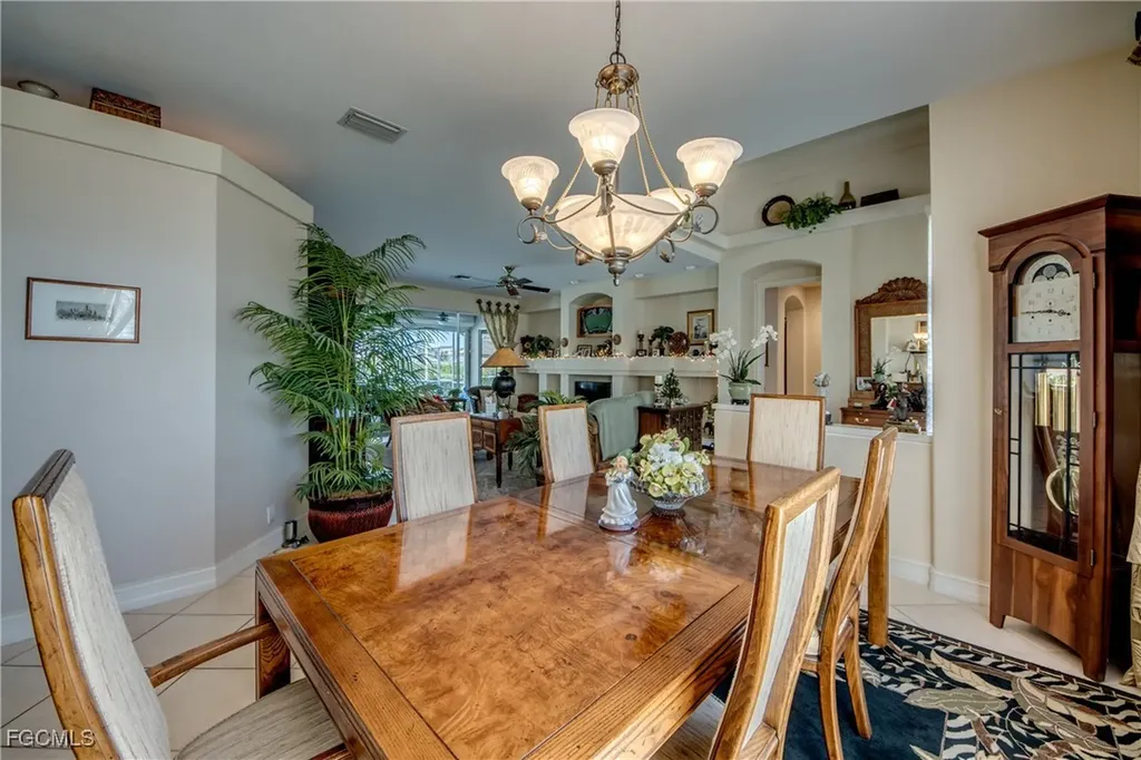 5605 Merlyn Lane Cape Coral FL 33914