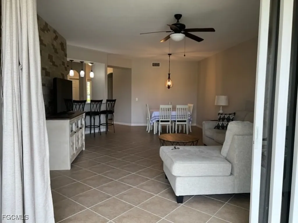 10130 Colonial Country Club Boulevard Fort Myers FL 33913