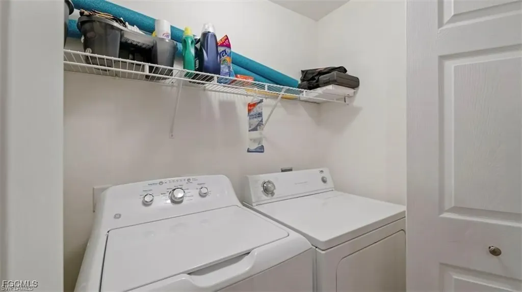 9582 Hemingway Lane Fort Myers FL 33913