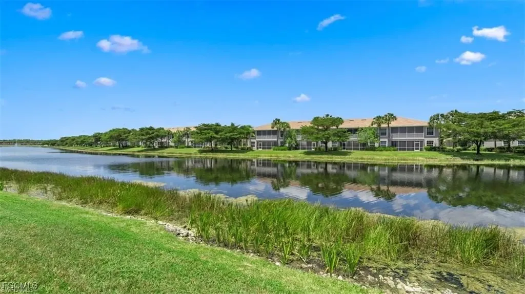 9582 Hemingway Lane Fort Myers FL 33913
