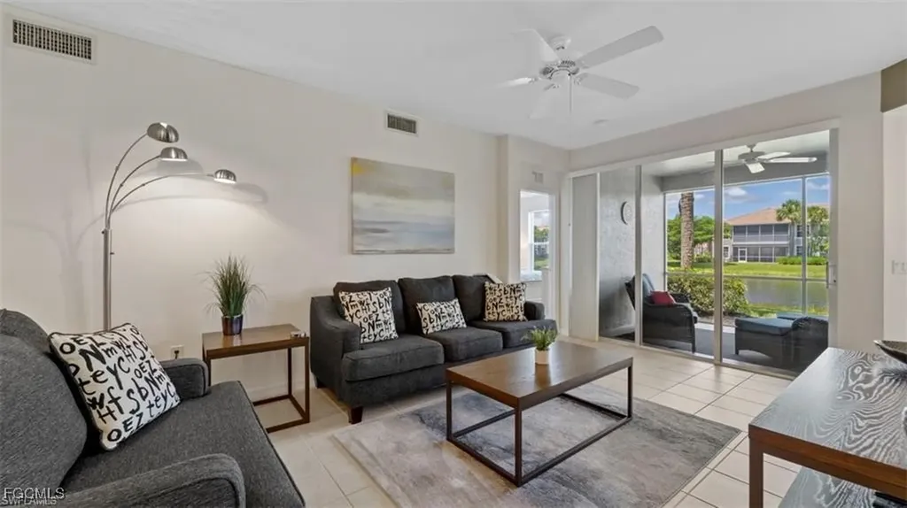 9582 Hemingway Lane Fort Myers FL 33913