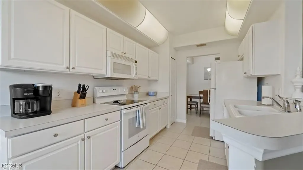 9582 Hemingway Lane Fort Myers FL 33913