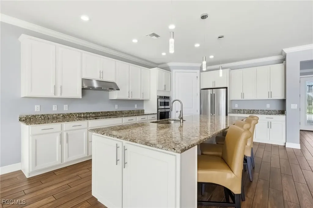 11701 Bowes Circle Fort Myers FL 33913