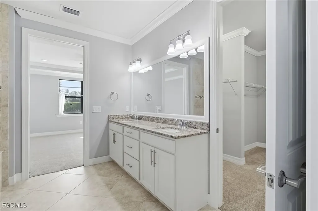 11701 Bowes Circle Fort Myers FL 33913