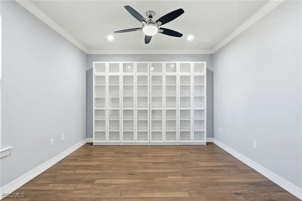 11701 Bowes Circle Fort Myers FL 33913