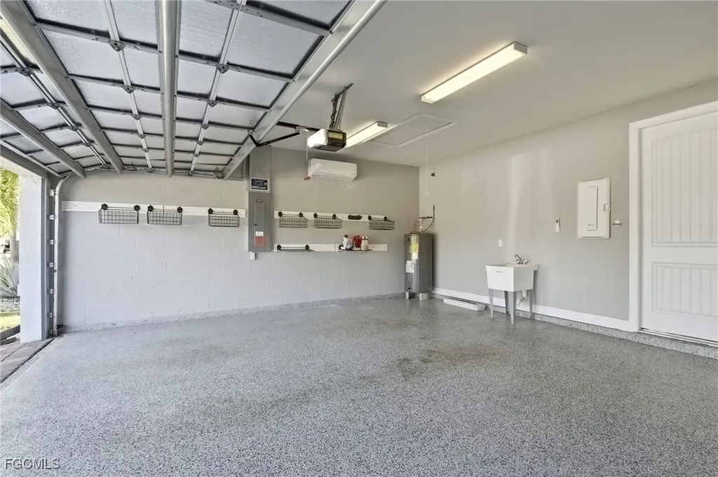 11701 Bowes Circle Fort Myers FL 33913