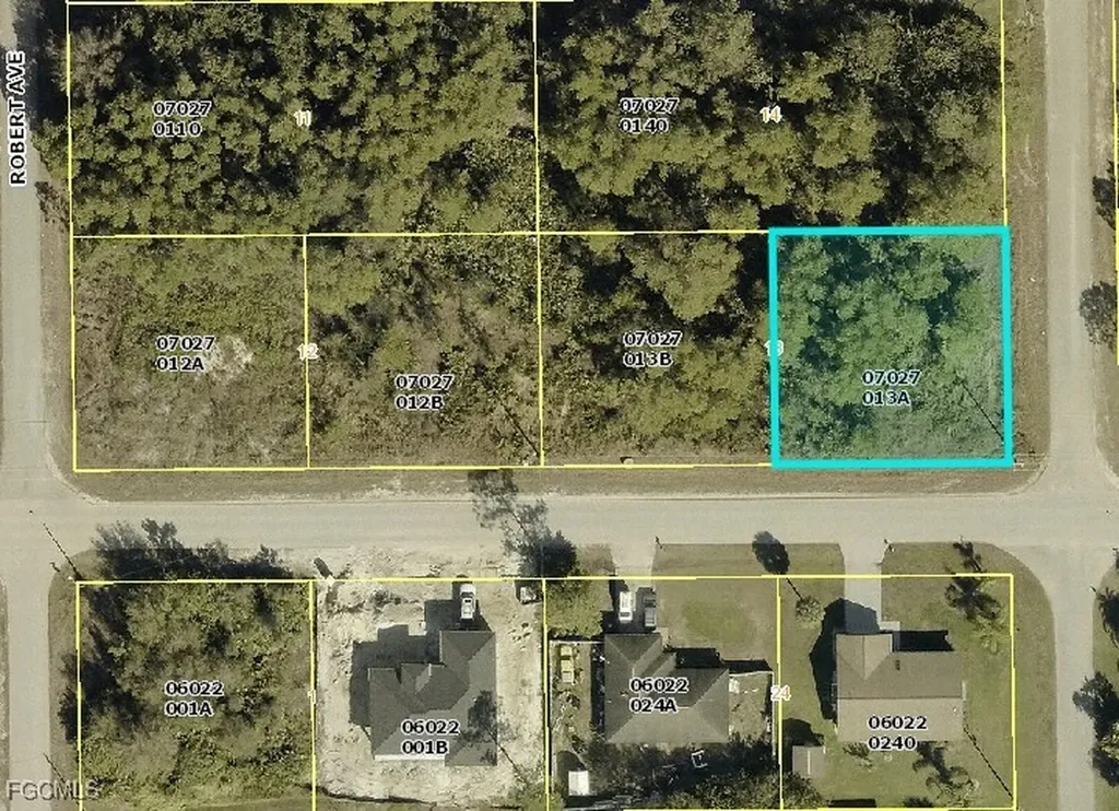 2507 E 10th Street Lehigh Acres FL 33936