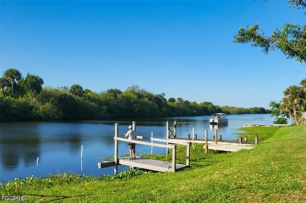 1339 Old Lakeport Road Moore Haven FL 33471