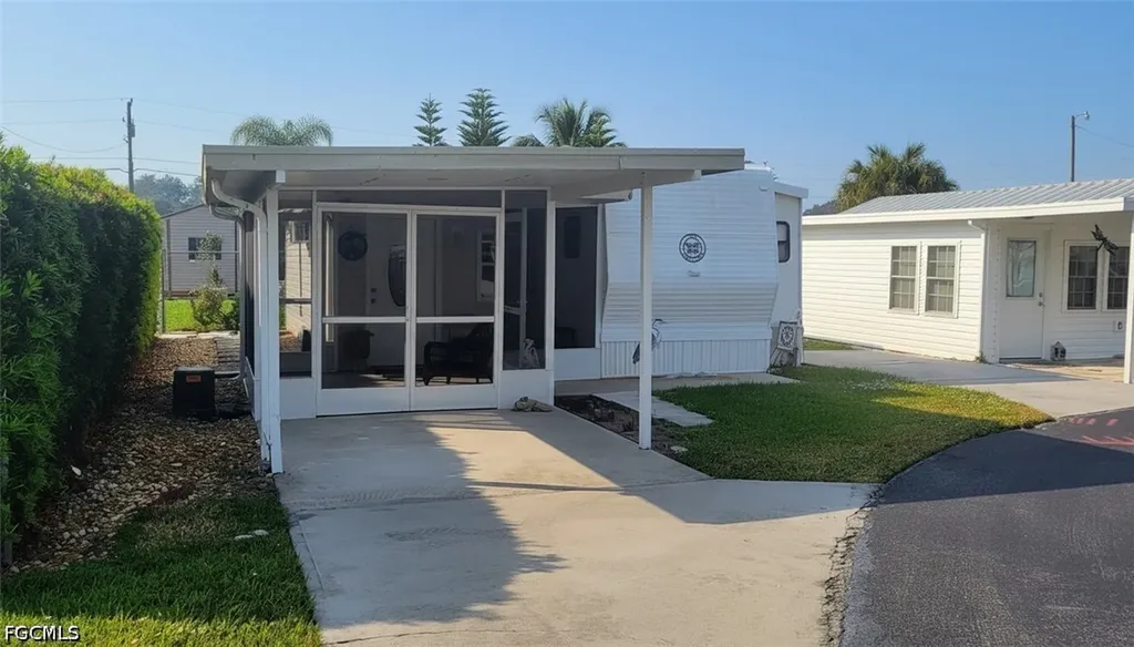 1339 Old Lakeport Road Moore Haven FL 33471