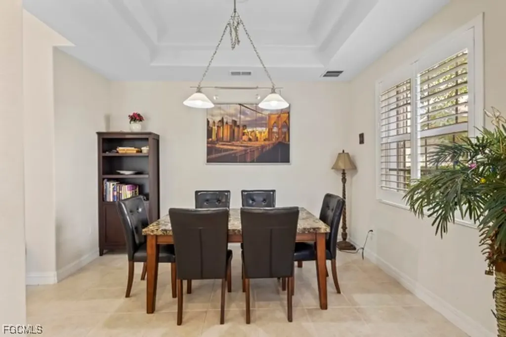 6021 Jonathans Bay Circle Fort Myers FL 33908