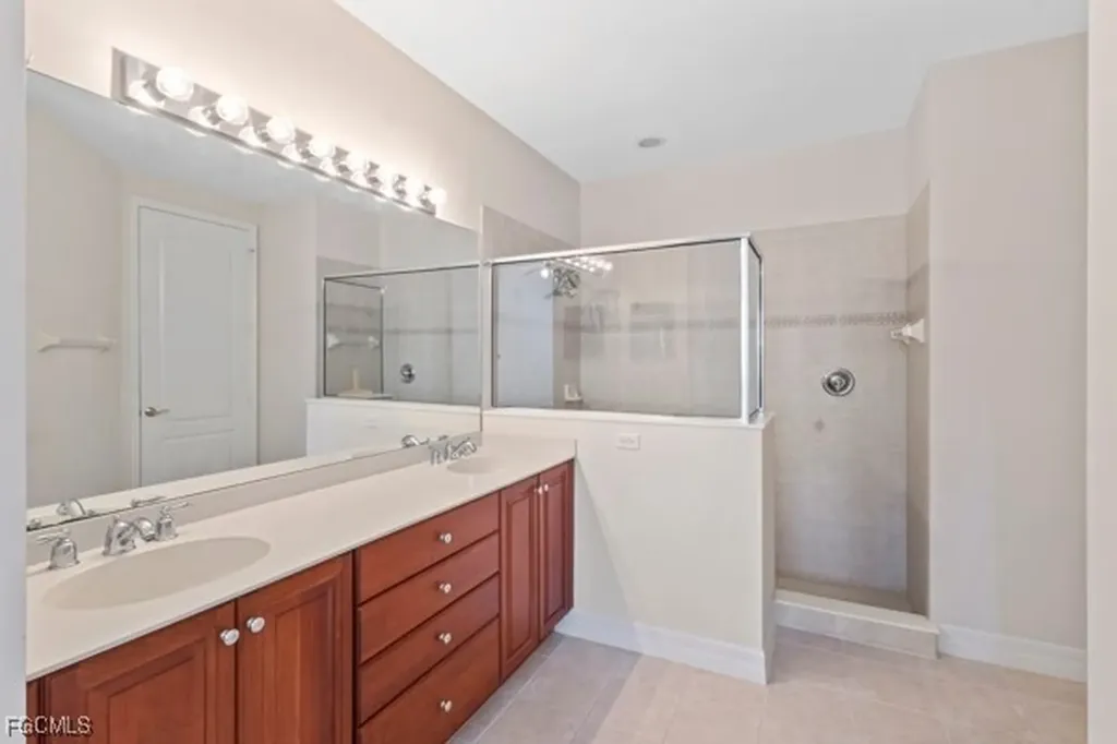 6021 Jonathans Bay Circle Fort Myers FL 33908