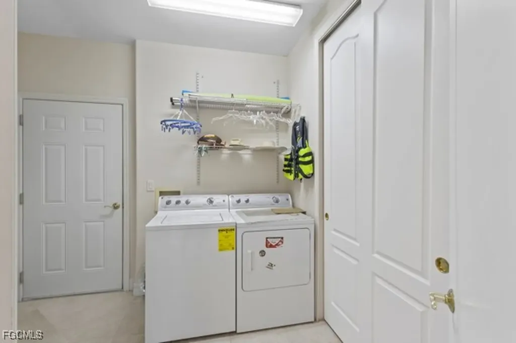 6021 Jonathans Bay Circle Fort Myers FL 33908