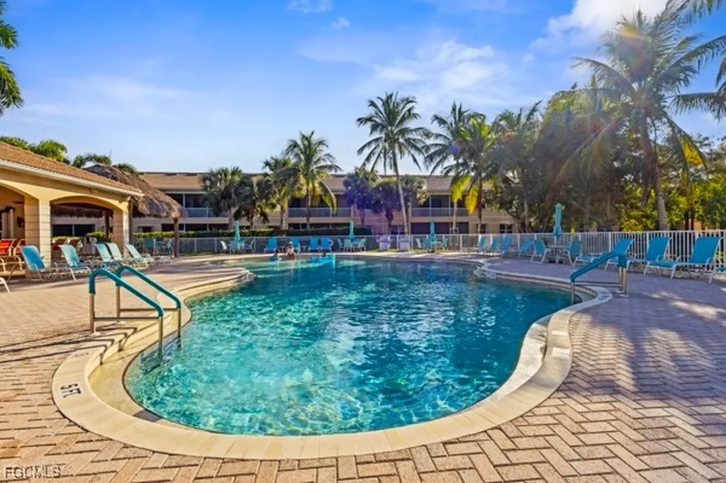 6021 Jonathans Bay Circle Fort Myers FL 33908