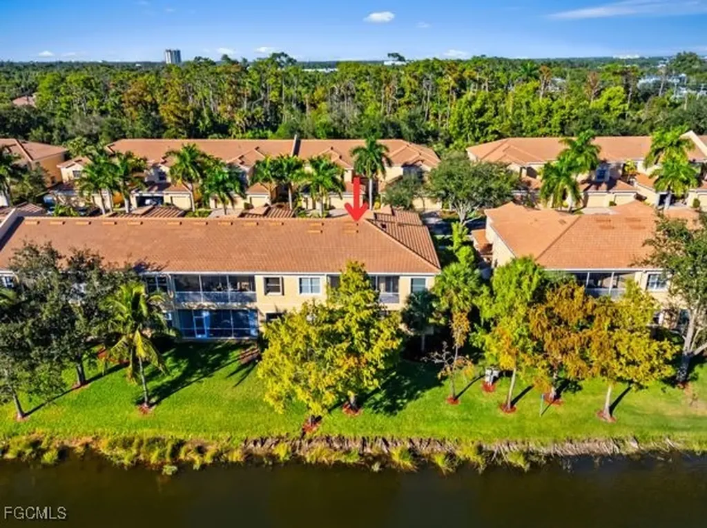 6021 Jonathans Bay Circle Fort Myers FL 33908