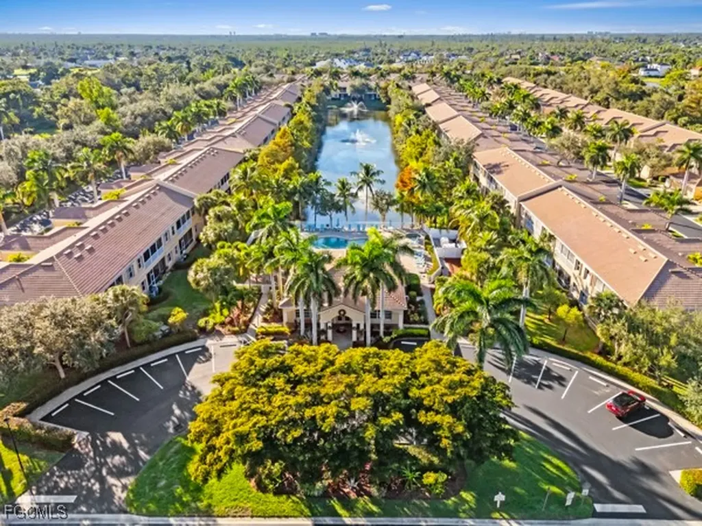 6021 Jonathans Bay Circle Fort Myers FL 33908