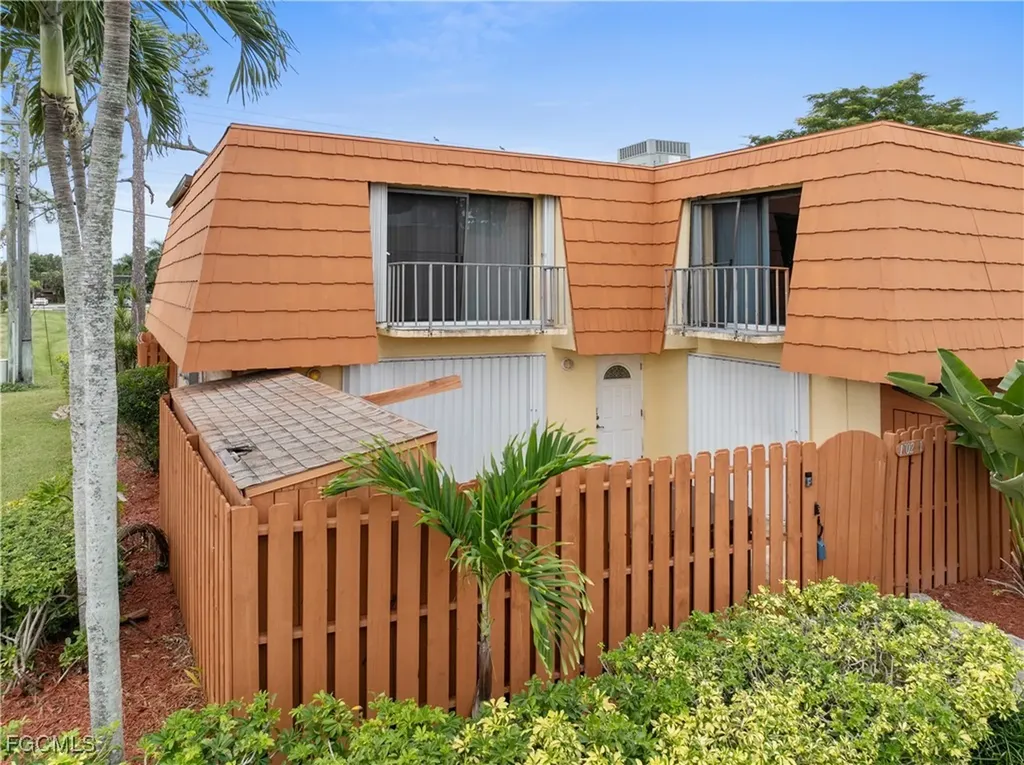 1702 Park Meadows Drive Fort Myers FL 33907