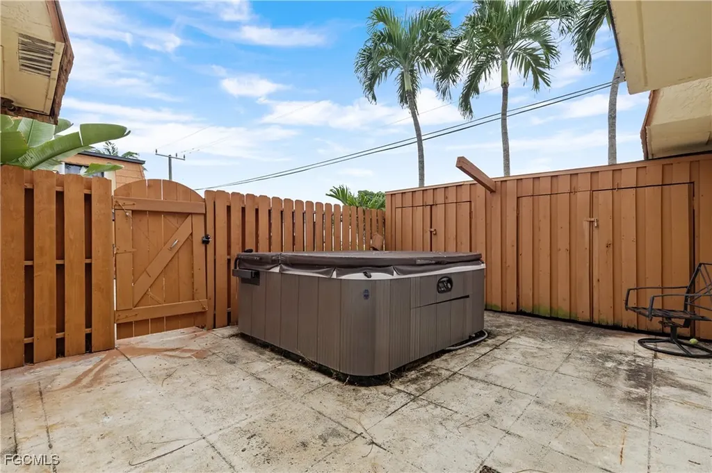 1702 Park Meadows Drive Fort Myers FL 33907