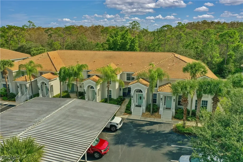 Fort Myers FL, 9653 Hemingway Lane, Unit 3309